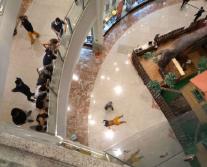 Homem morre ao se jogar de andar superior do Shopping RioMar, no Ceará Homem morre ao se jogar de andar superior do Shopping RioMar, no Ceará