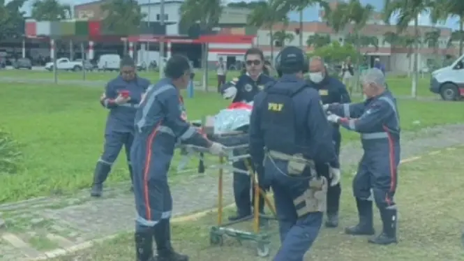 O resgate foi realizado de helicóptero para o HR
